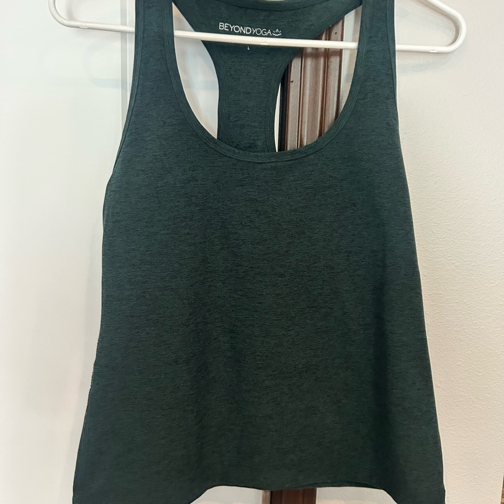 Beyond Yoga Space Dye Forrest Green Tank Top